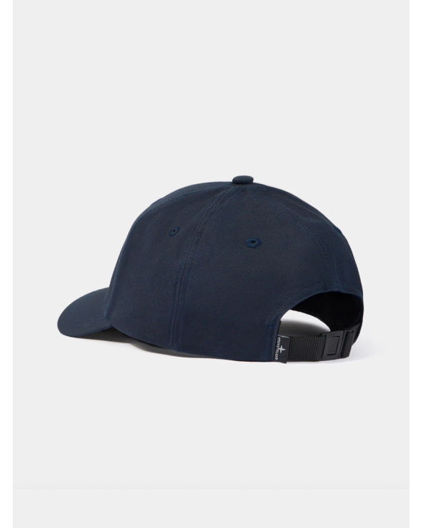 Stone Island cap in official physical store