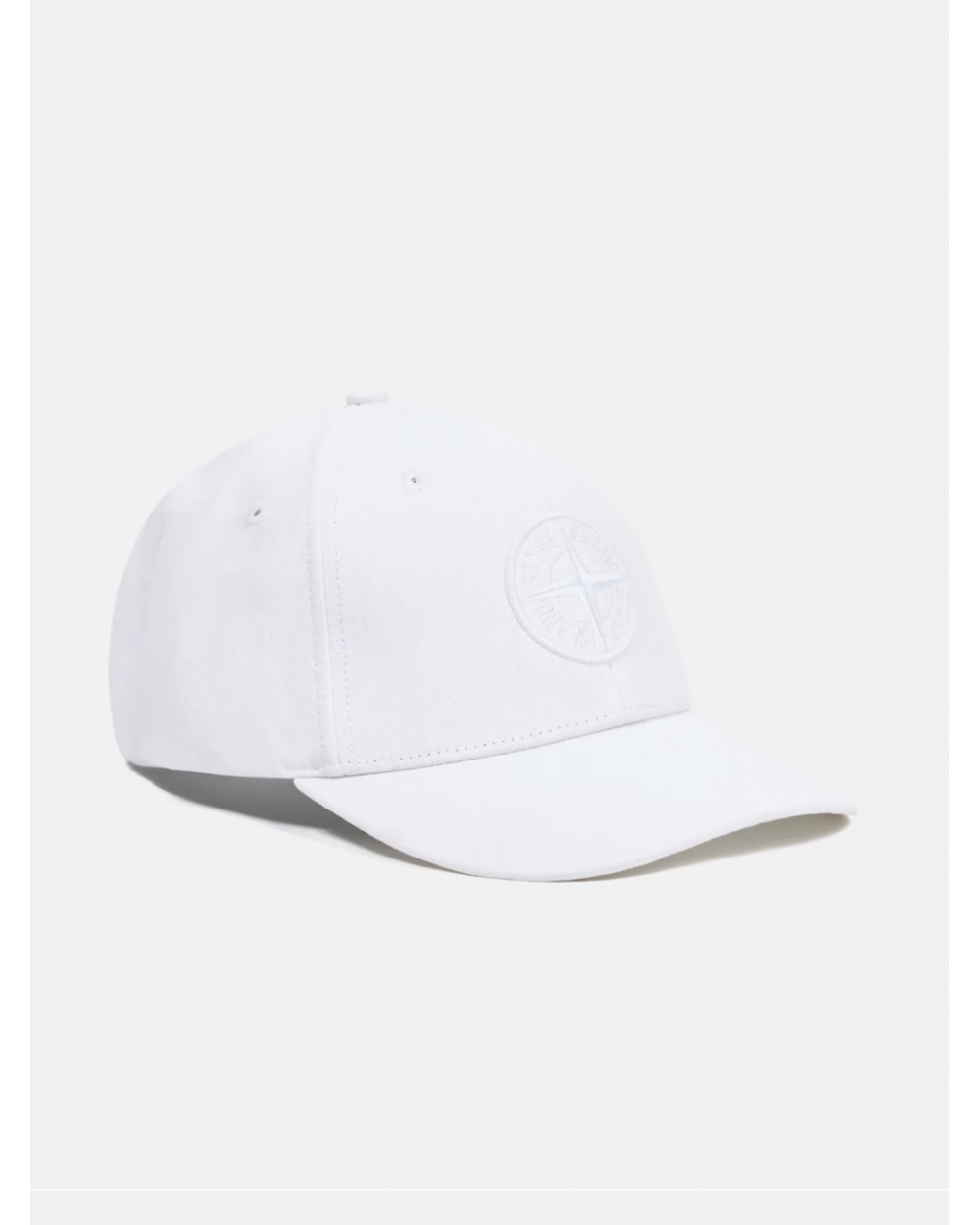 Stone Island cap in official physical store