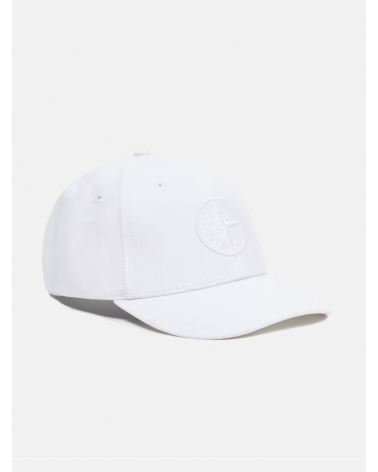 Gorra Stone Island en tienda física oficial