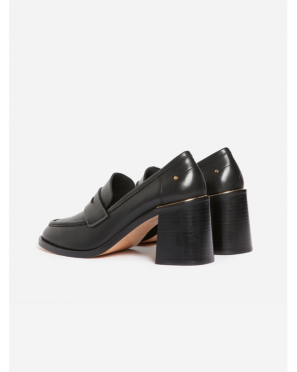 LOAFER EN CUIR